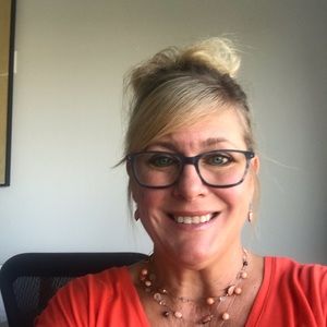 Meet your Posher, Stacey